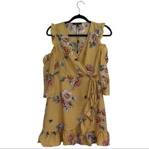 Romeo & Juliet Couture yellow/multi dress.